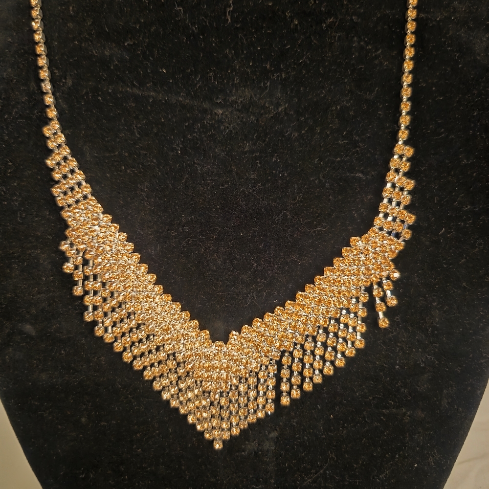 Sparkling Champagne Colored Rhinestone Collar/Bib Necklace in Silver Tone - Picture 9 of 15